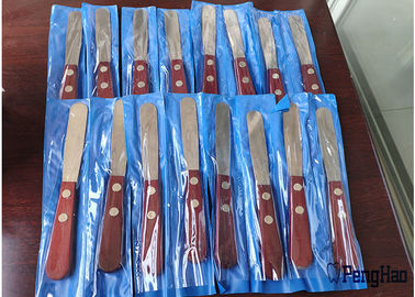 Οδοντικά Spatulas προϊόντων εργαστηρίων ανοξείδωτου οδοντικά για την ξύλινη λαβή άλατος αλγινικού οξέος ασβεστοκονιάματος